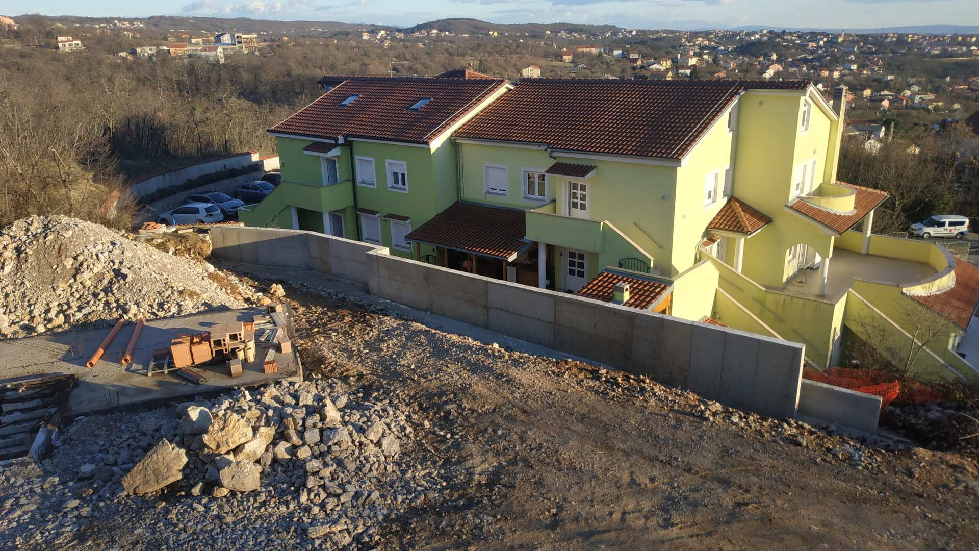Veliki Potporni Zid